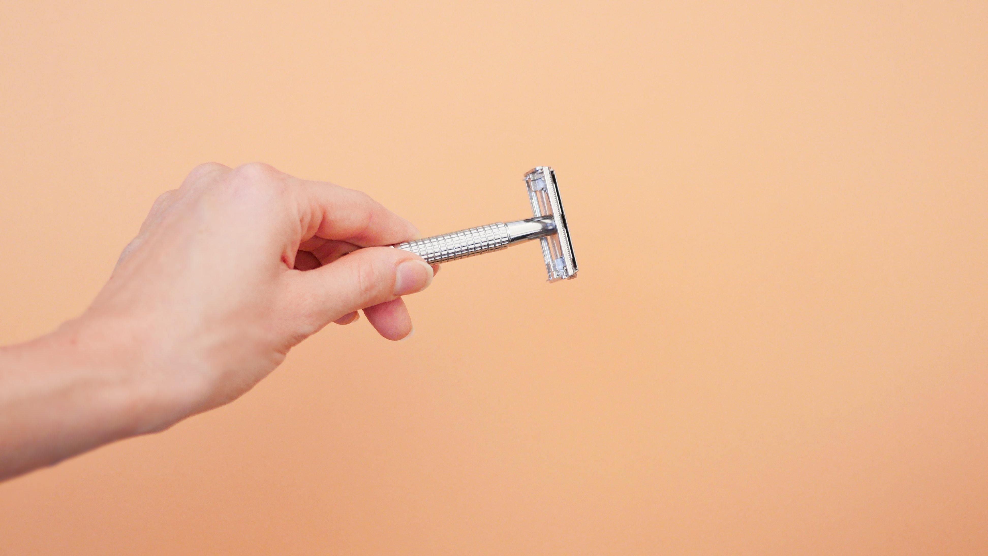 SHAVING (EVERYTHING) WITH A SAFETY RAZOR - The Good Fill