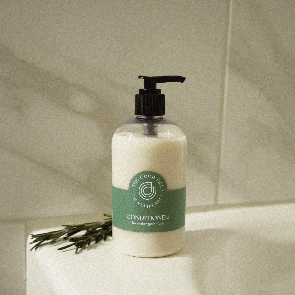 Zero waste conditioner refills in a refillable, recycled plastic pump bottle.